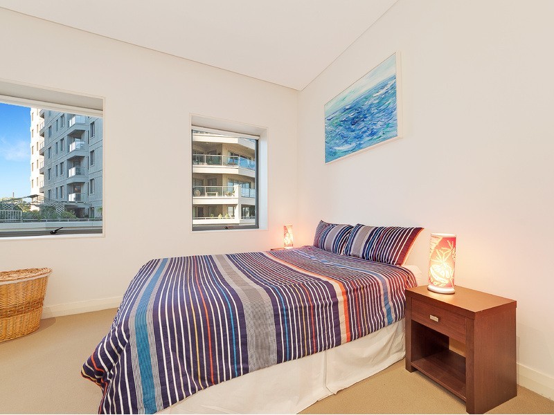809/8 Glen Street, Milsons Point NSW 2061