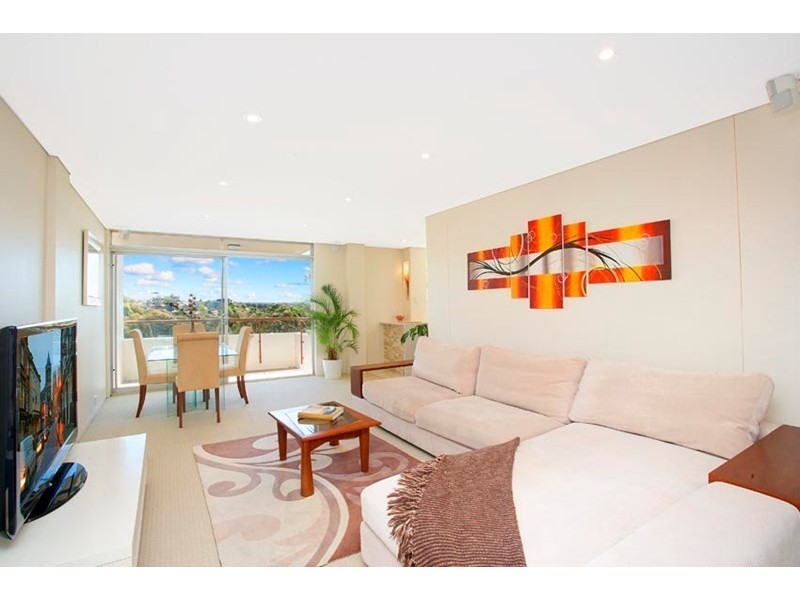 12/243 Ernest Street, Cammeray NSW 2062
