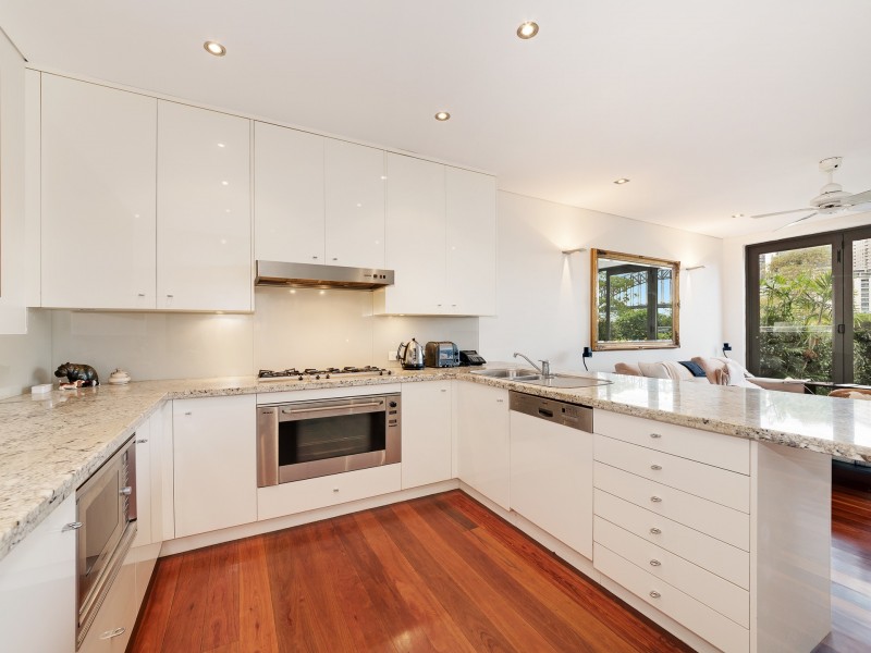 19 Bay View Street, Mcmahons Point NSW 2060