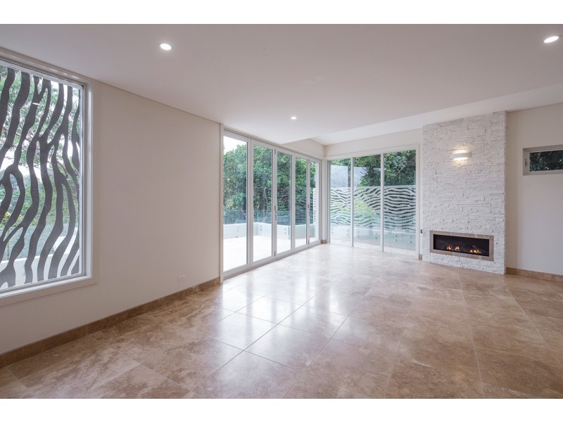 9 The Citadel, Castlecrag NSW 2068