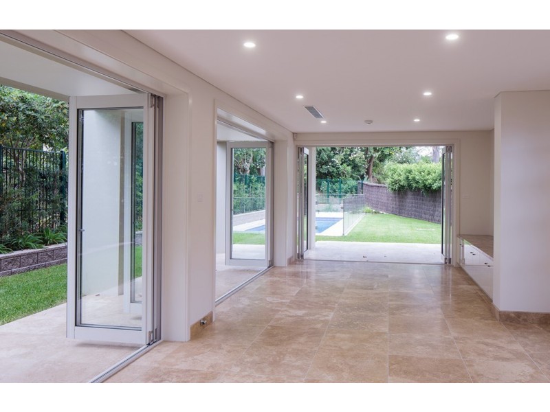 9 The Citadel, Castlecrag NSW 2068