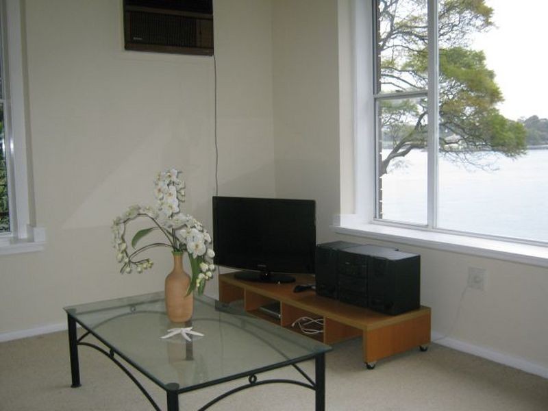 2/40 Blues Point Road, Mcmahons Point NSW 2060