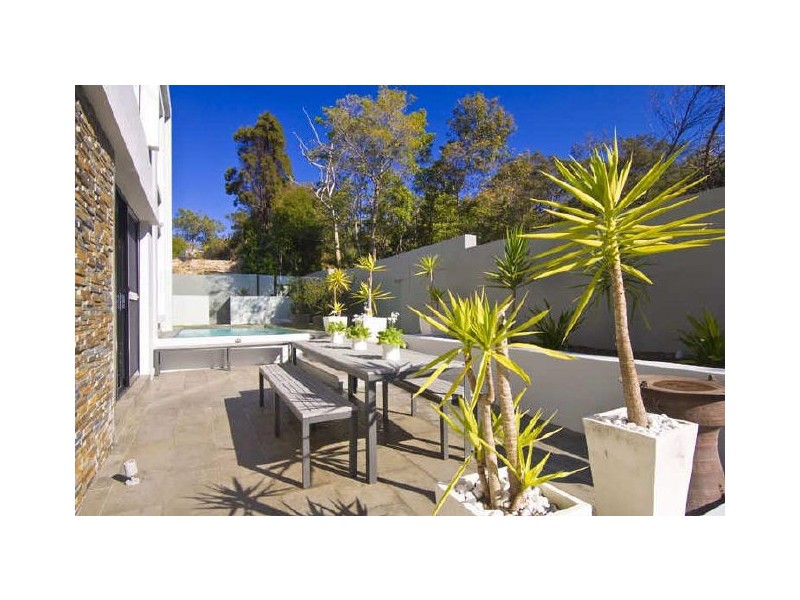 2J Middle Head Road, Mosman NSW 2088