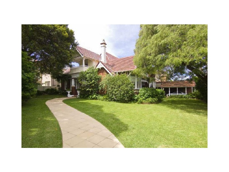 23 Bradleys Head Road, Mosman NSW 2088