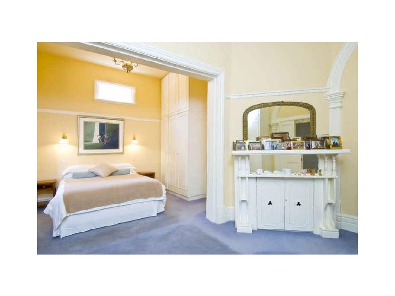 23 Bradleys Head Road, Mosman NSW 2088