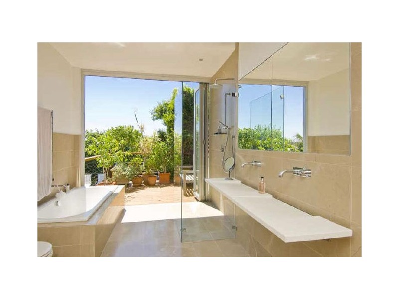 17 Middle Head Road, Mosman NSW 2088