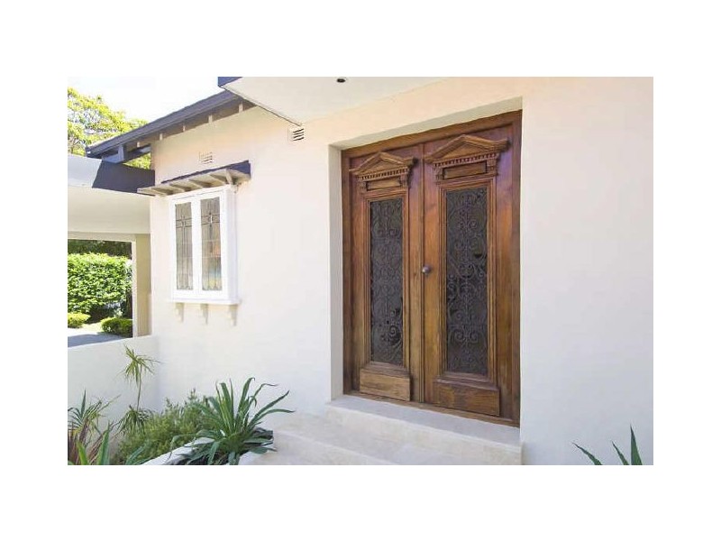 17 Middle Head Road, Mosman NSW 2088