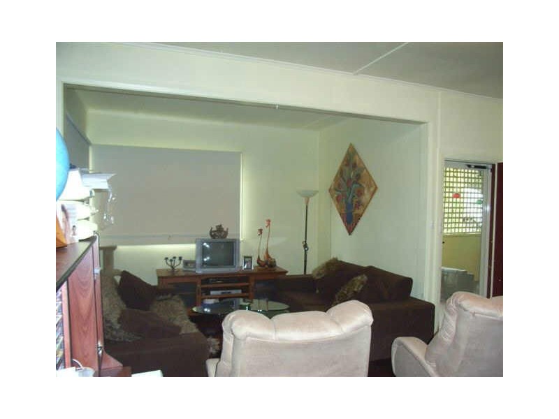 6 Forrest Sreet, Boyup Brook WA 6244