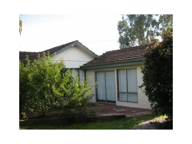 12 Cowley Street, Boyup Brook WA 6244