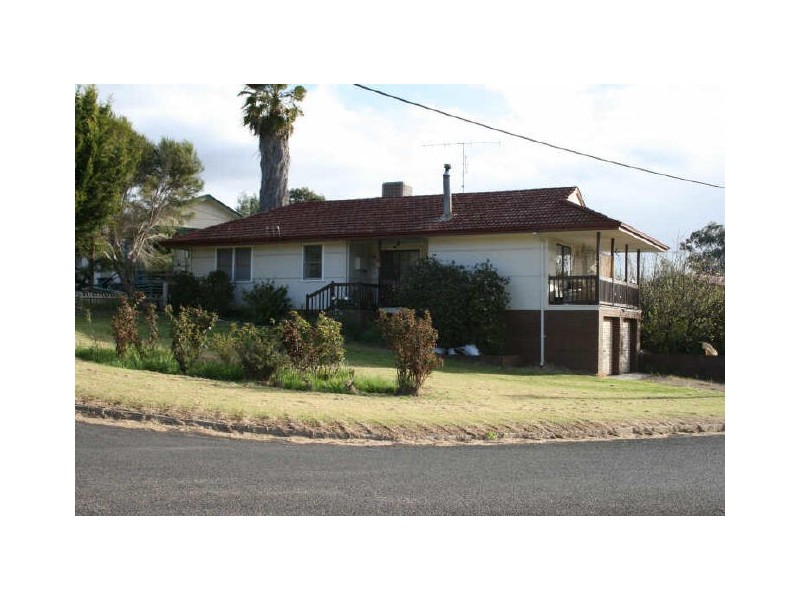 7 Mitchell Avenue, Boyup Brook WA 6244