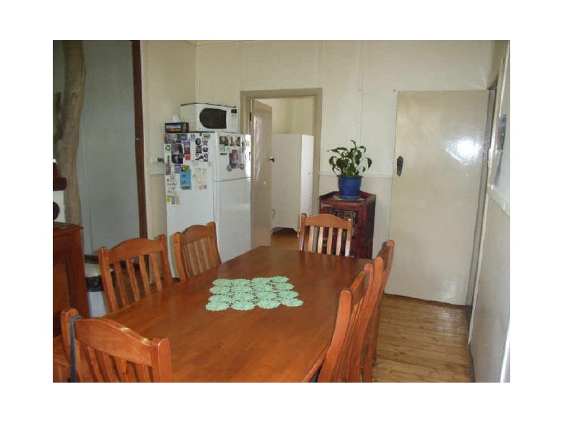 11 Cowley Street, Boyup Brook WA 6244