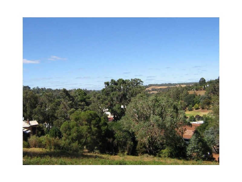 8 Railway Terrace, Bridgetown WA 6255
