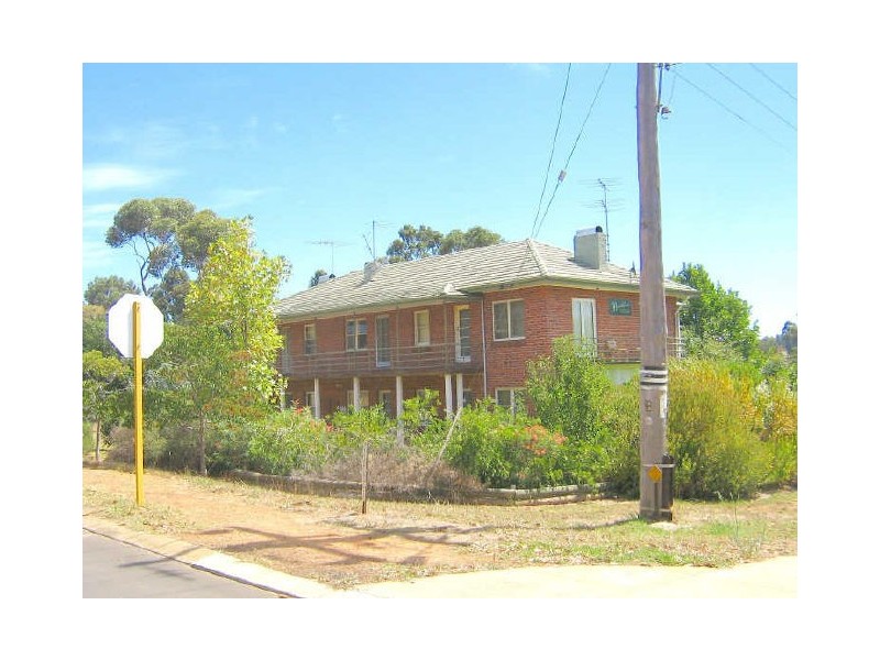 11 Gifford Road, Bridgetown WA 6255