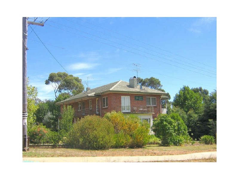 11 Gifford Road, Bridgetown WA 6255