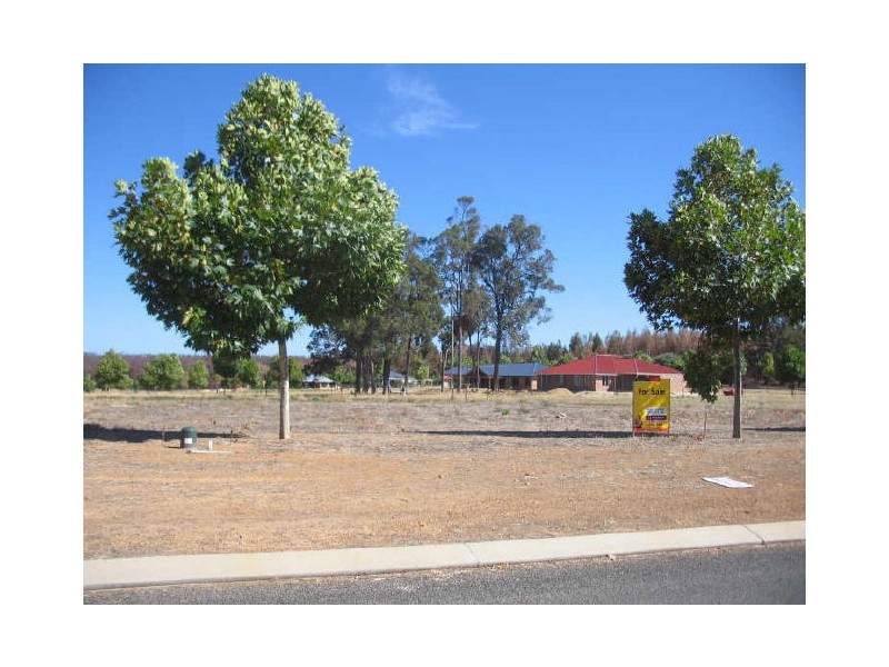 22 Balmoral Drive, Bridgetown WA 6255