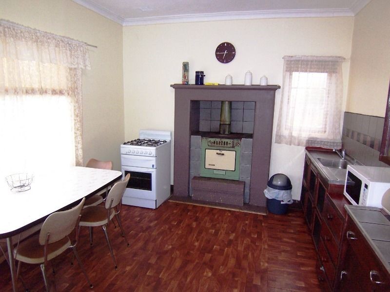 21 Cowley Street, Boyup Brook WA 6244