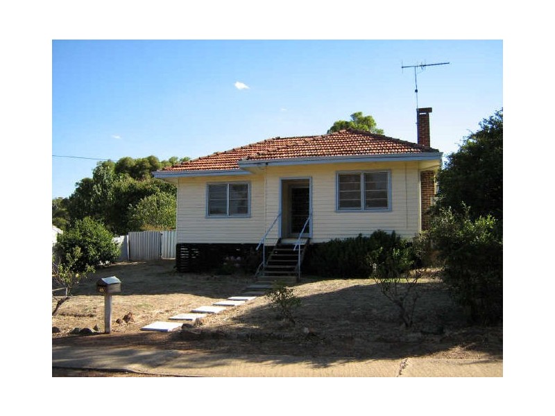 41 Railway Parade, Boyup Brook WA 6244