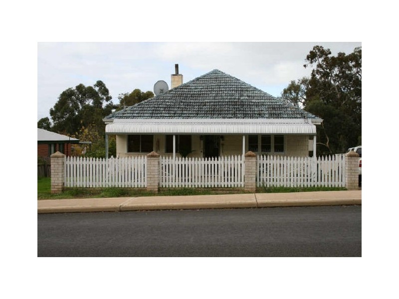 64 Jayes Road, Boyup Brook WA 6244