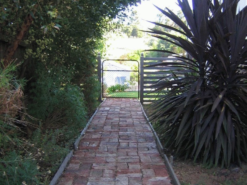 8 Lockley Avenue, Bridgetown WA 6255