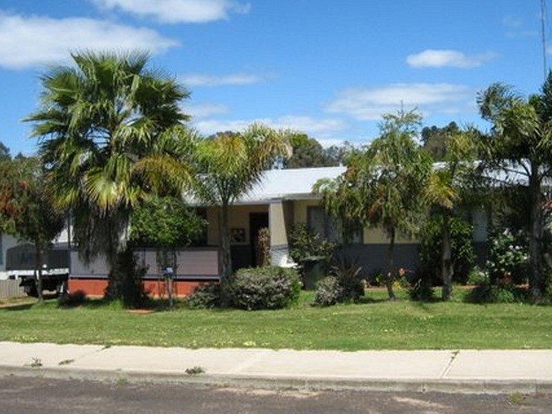 41 Forrest Street, Boyup Brook WA 6244