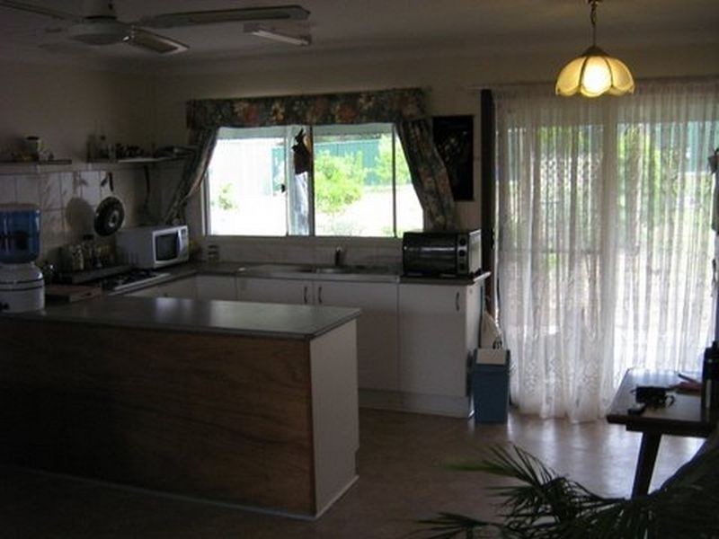 10 Nix Street, Boyup Brook WA 6244