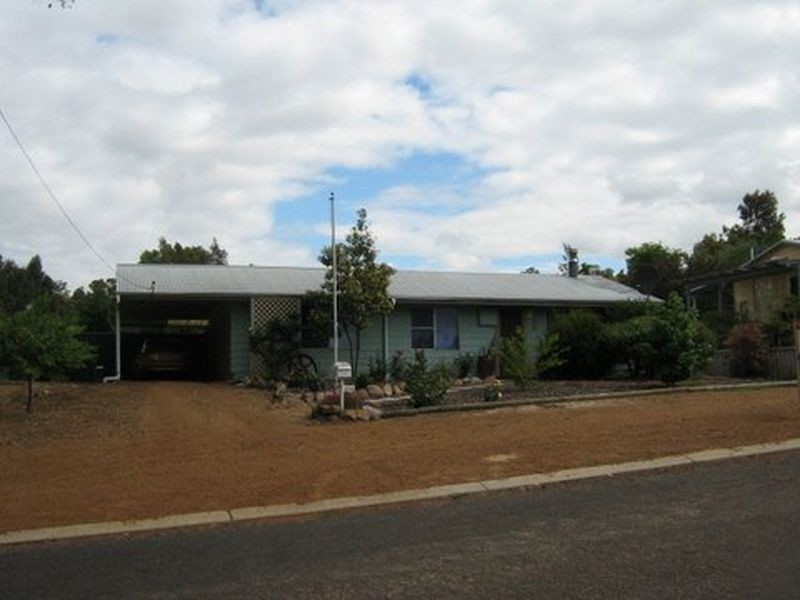 10 Nix Street, Boyup Brook WA 6244