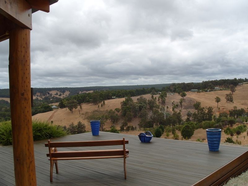 12 Jacaranda Place, Bridgetown WA 6255