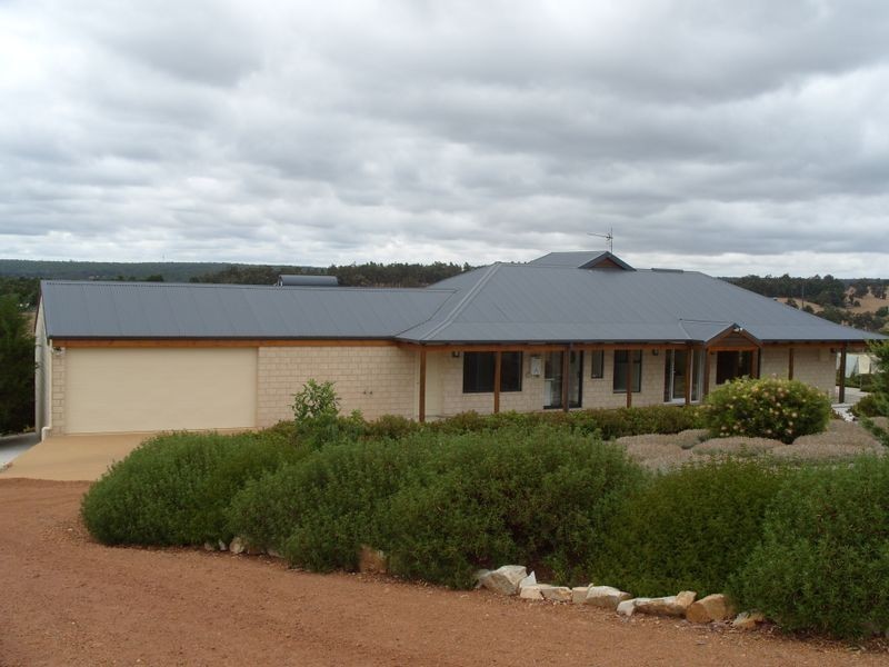 12 Jacaranda Place, Bridgetown WA 6255