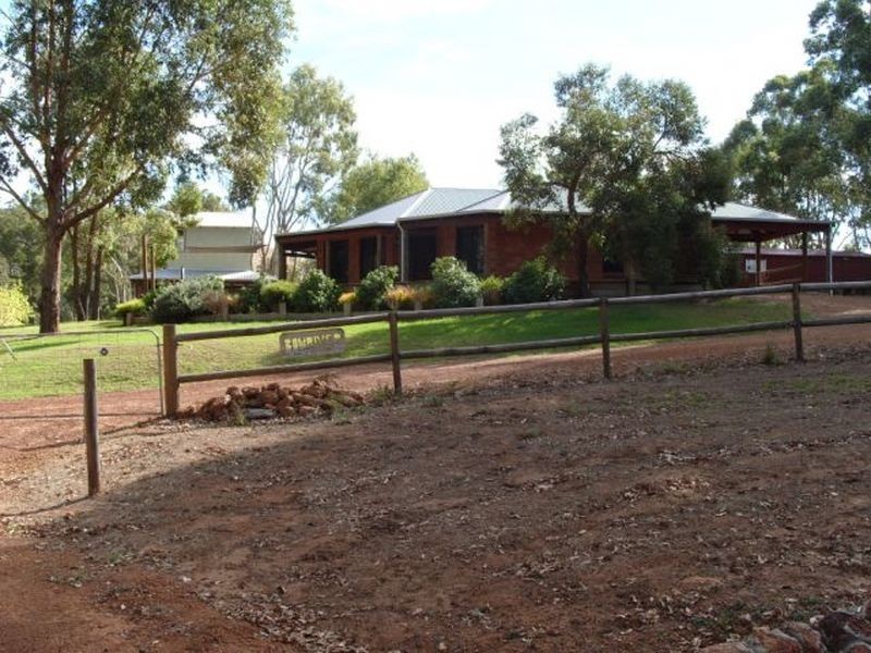 1 Roe Street, Bridgetown WA 6255