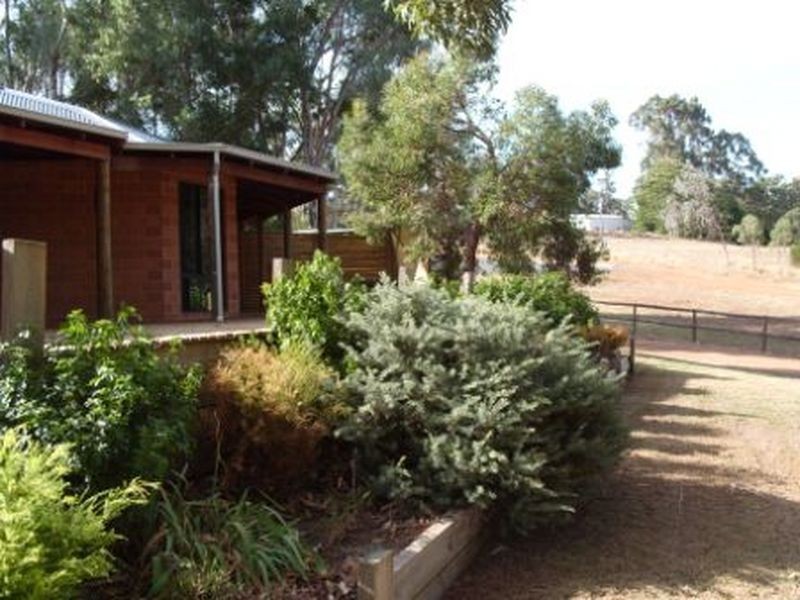 1 Roe Street, Bridgetown WA 6255