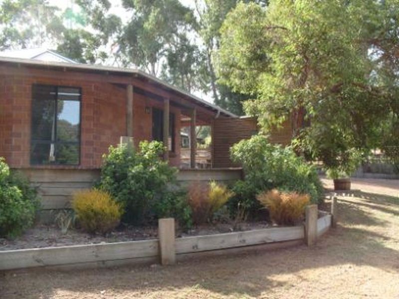 1 Roe Street, Bridgetown WA 6255