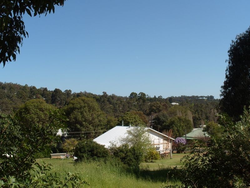 10 Rowley Street, Bridgetown WA 6255