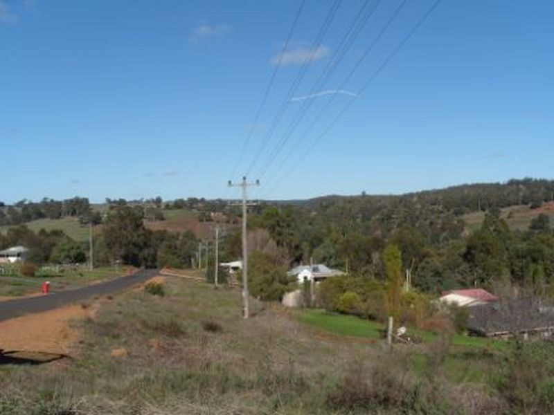 55 Roe Street, Bridgetown WA 6255