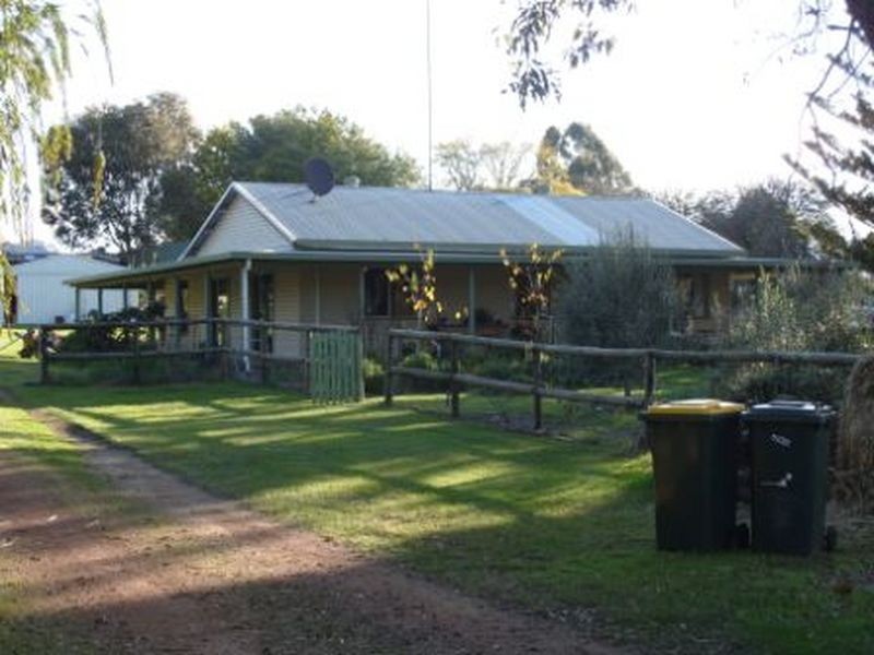 48 Grange Road, Nannup WA 6275