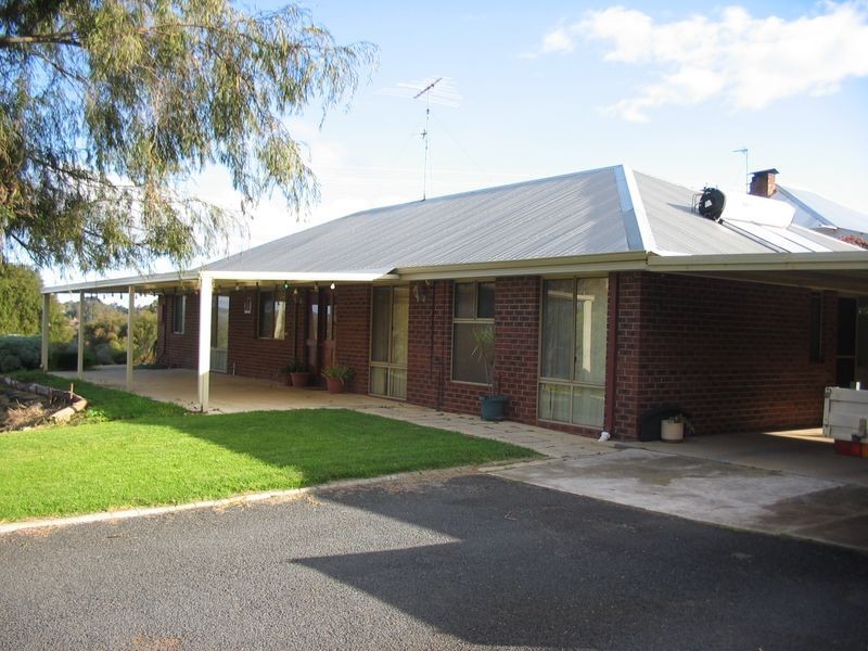 50 Dean Street, Bridgetown WA 6255