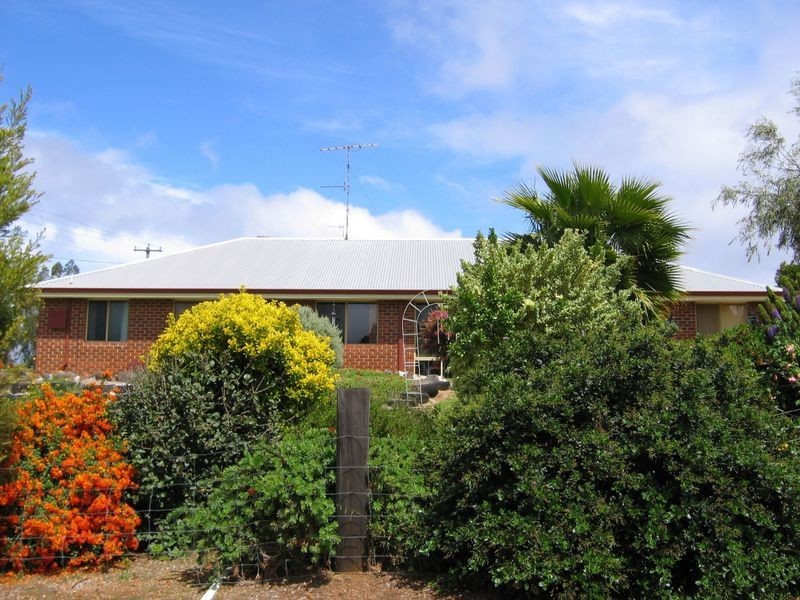 50 Dean Street, Bridgetown WA 6255