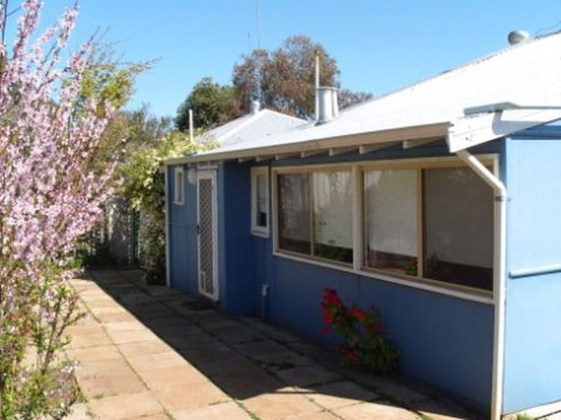 16 Hampton Street, Bridgetown WA 6255