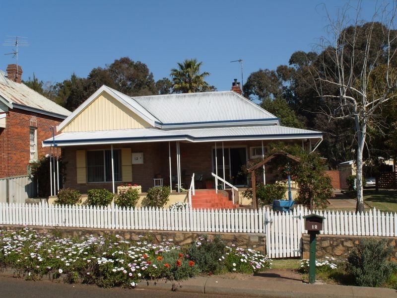 12 Phillips St, Bridgetown WA 6255