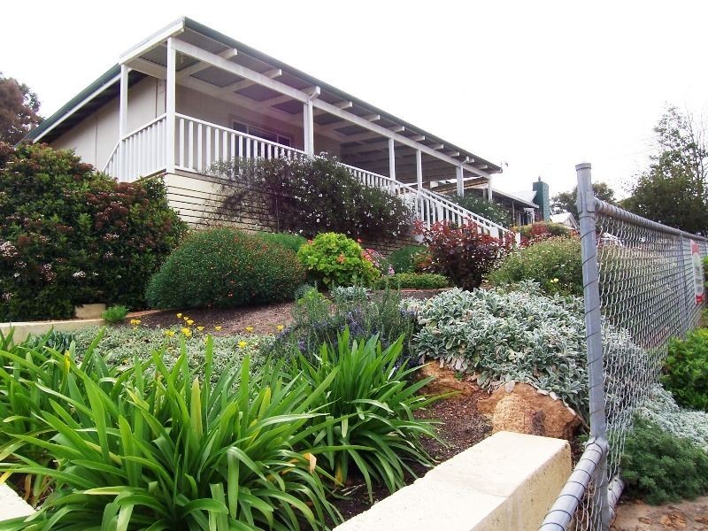 23 Inglis street, Boyup Brook WA 6244