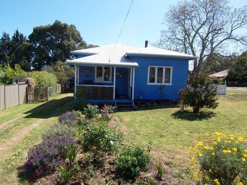 2 Higgins Street, Nannup WA 6275