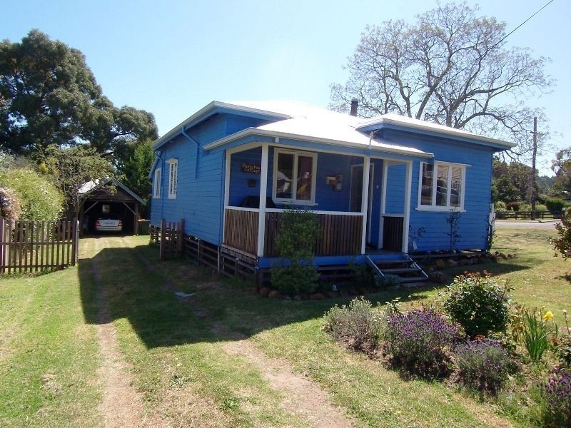 2 Higgins Street, Nannup WA 6275