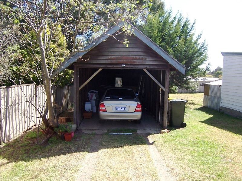 2 Higgins Street, Nannup WA 6275