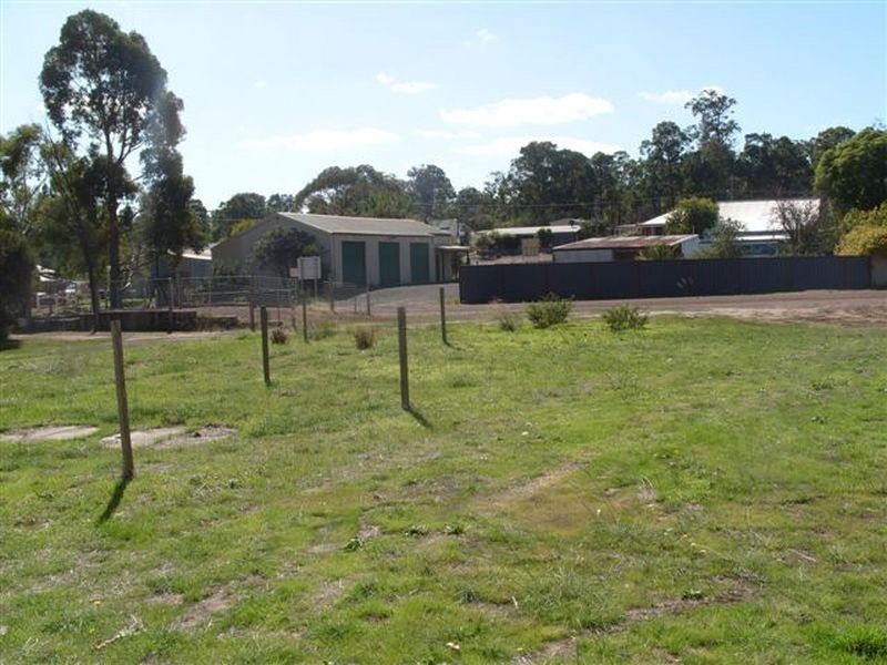 34 Blackwood Road, Greenbushes WA 6254