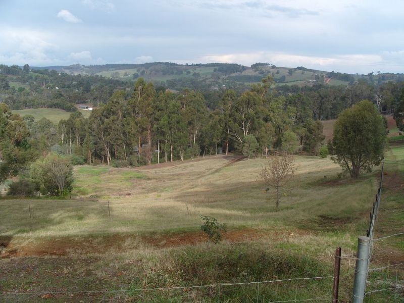 11 Hughes Place, Bridgetown WA 6255