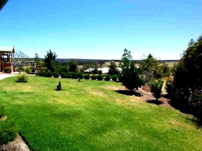 18 Silver Birch Heights, Bridgetown WA 6255