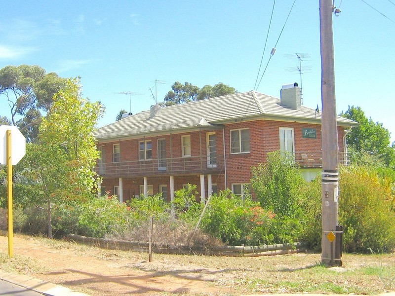 1/9 Gifford Road, Bridgetown WA 6255