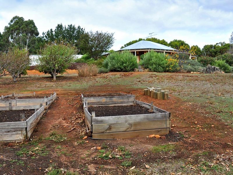 50 Henderson Road, Bridgetown WA 6255