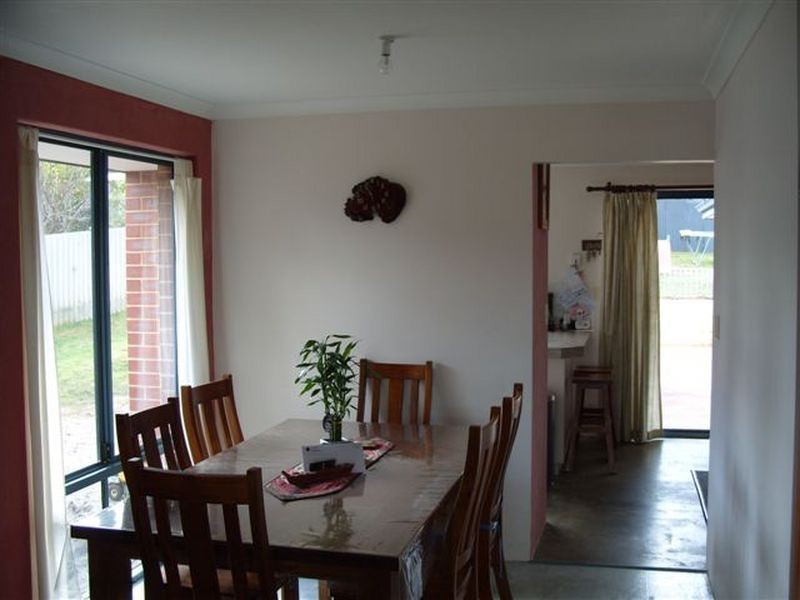 4 Moore Place, Bridgetown WA 6255