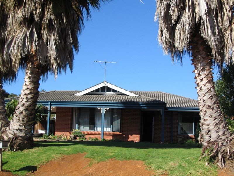 4 Moore Place, Bridgetown WA 6255