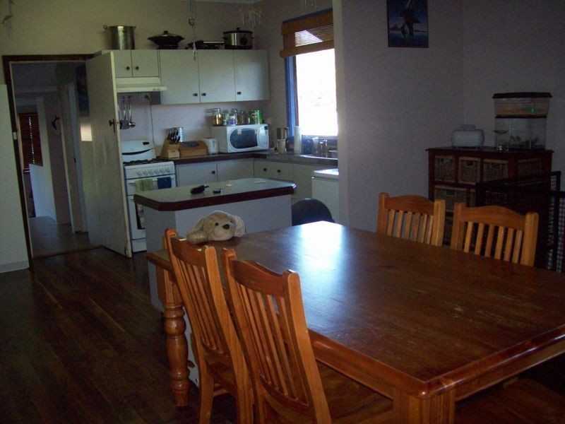 13 Proctor St, Boyup Brook WA 6244